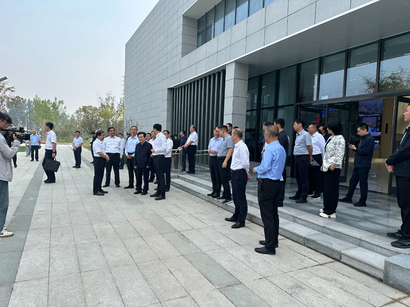 河南省危险化学品重大安全风险治理现场会在濮阳召开 孙运锋一行观摩范县先进制造业开发区 雷神研究院展示创新红外遥测技术