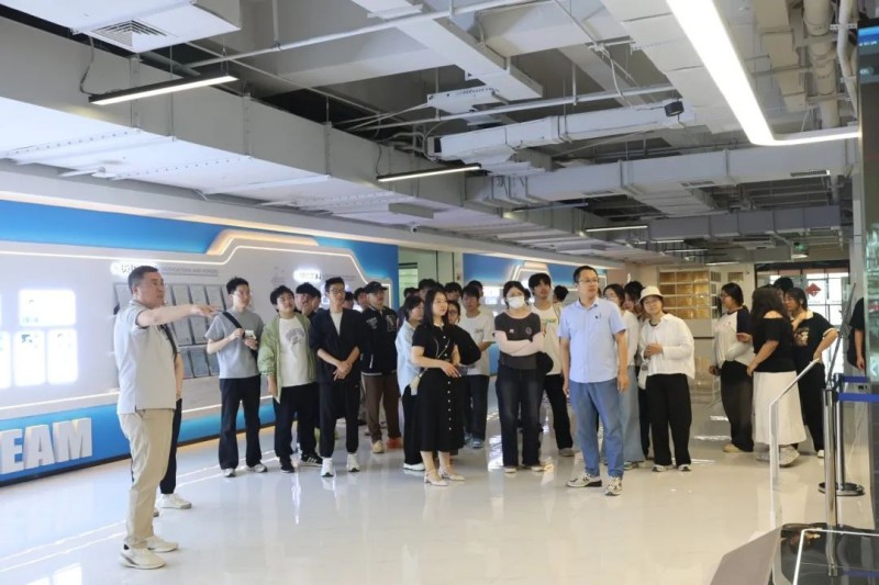 雷神研究院与郑州师范学院物理与电子工程学院签约实践教学基地