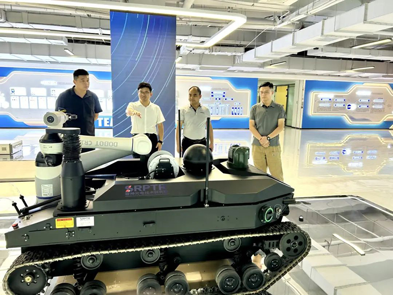 东莞理工学院任斌一行到访雷神研究院